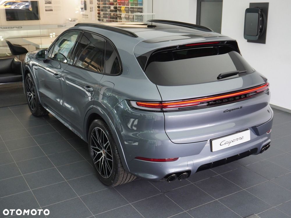 Porsche Cayenne S E-Hybrid PHEV Black Edition - 19