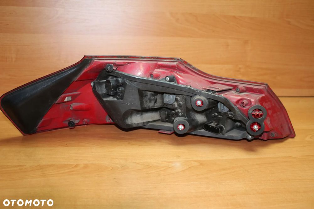 LAMPA PRAWY TYŁ TYLNA PRAWA OPEL INSIGNIA KOMBI EUROPA 13226857 - 3