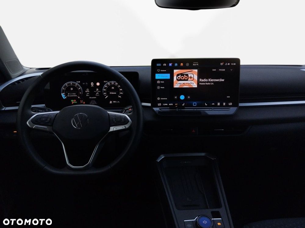 Volkswagen T-Roc - 12