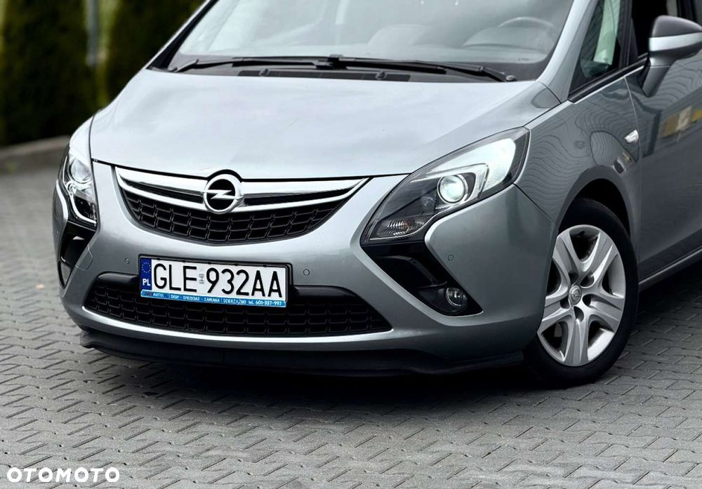 Opel Zafira - 12