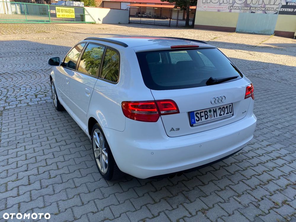 Audi A3 Sportback 1.4 TFSI Ambiente - 10