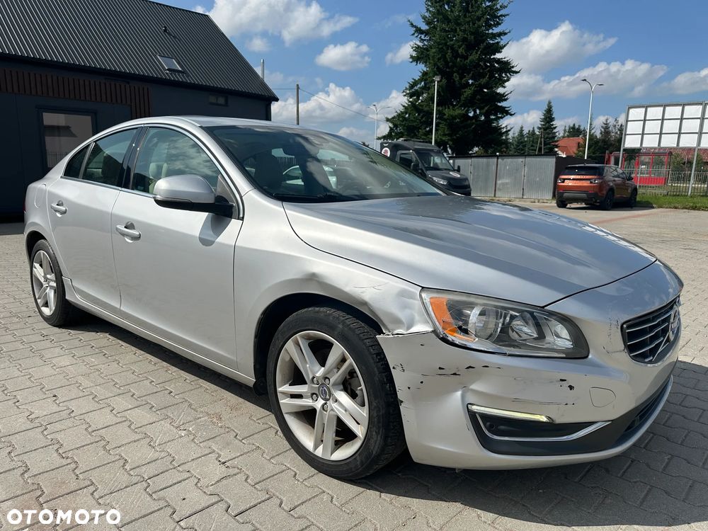 Volvo S60 - 2