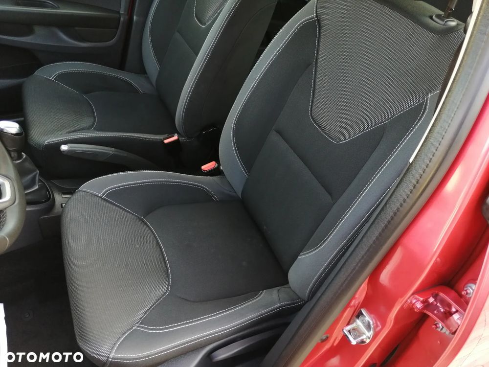 Renault Clio Grandtour (Energy) TCe 90 Bose Edition - 24
