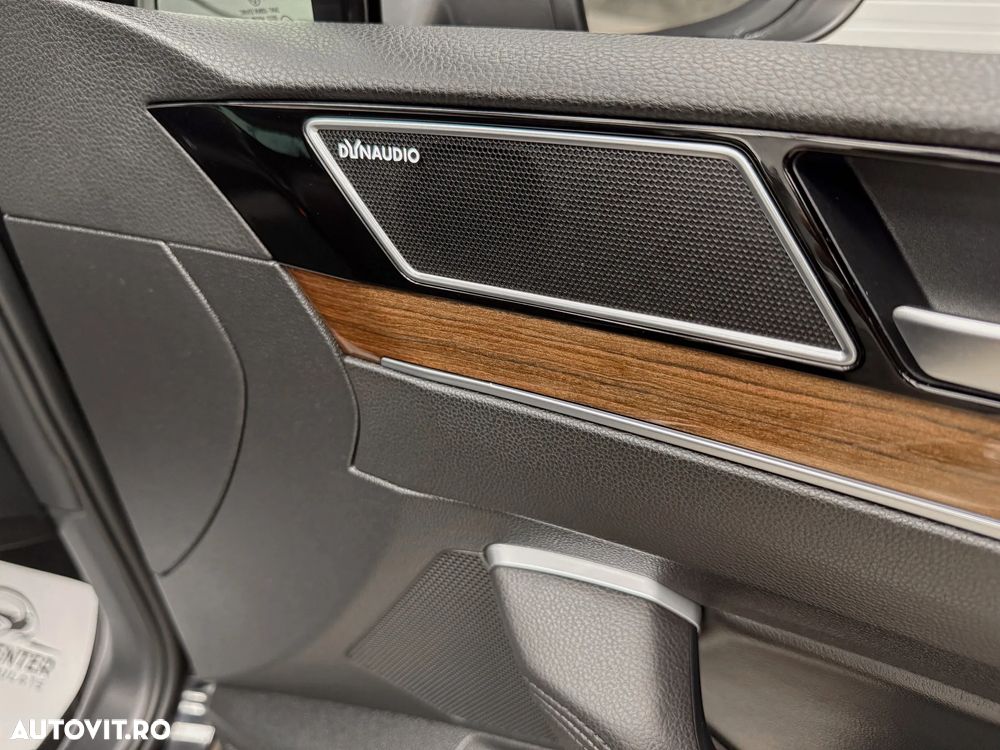 Volkswagen Passat Variant 2.0 TDI DSG 4Motion Highline - 17