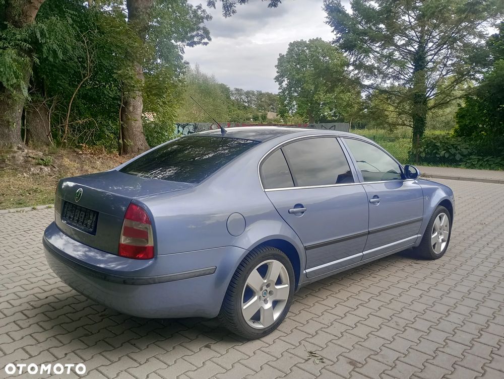 Skoda Superb 1.8T Classic - 22
