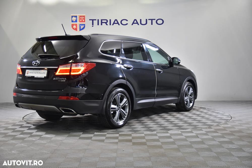 Hyundai Santa Fe 2.2 CRDi 4WD 7 seats Luxury+ - 6