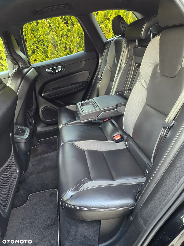 Volvo XC 60 D4 Geartronic RDesign - 20