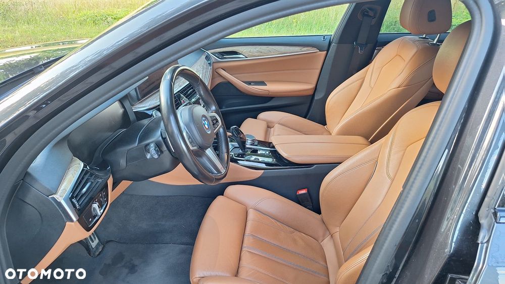 BMW Seria 5 520e M Sport sport - 20