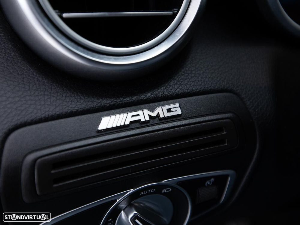 Mercedes-Benz GLC 300 de Coupe 4Matic 9G-TRONIC - 22