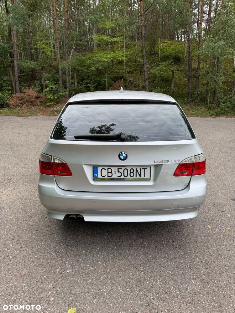 BMW Seria 5 530d xDrive - 5