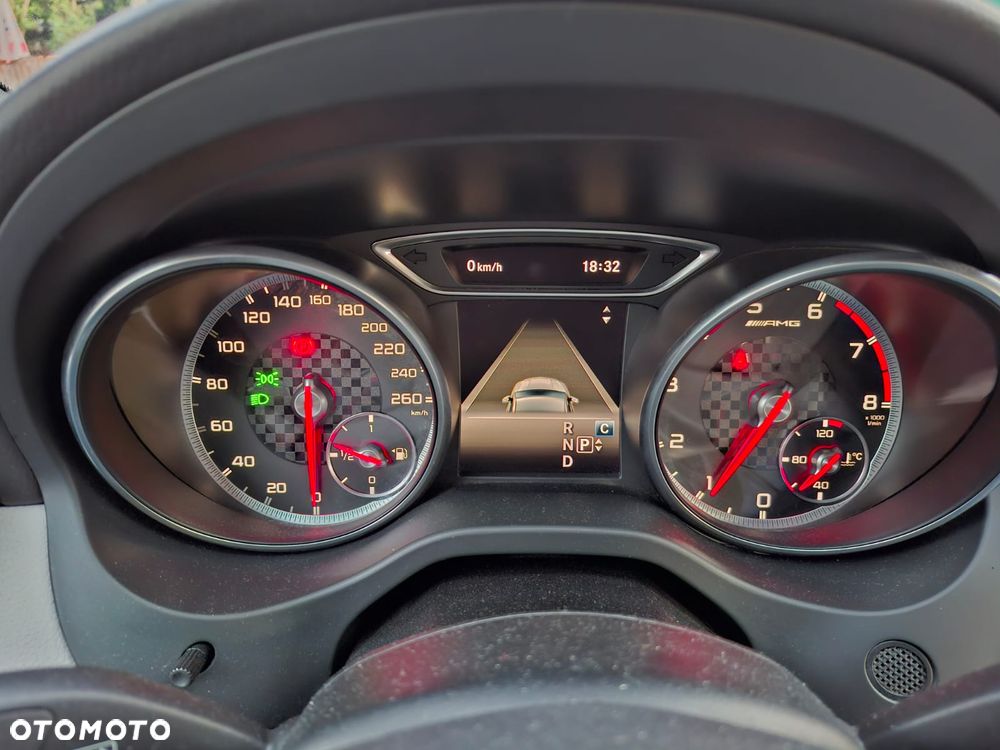 Mercedes-Benz CLA 250 4Matic 7G-DCT Sport - 17