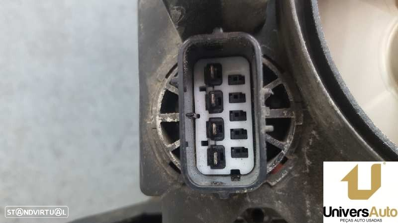 FAROL ESQUERDO LAND ROVER RANGE ROVER III 2002 -XBC000475 - 4