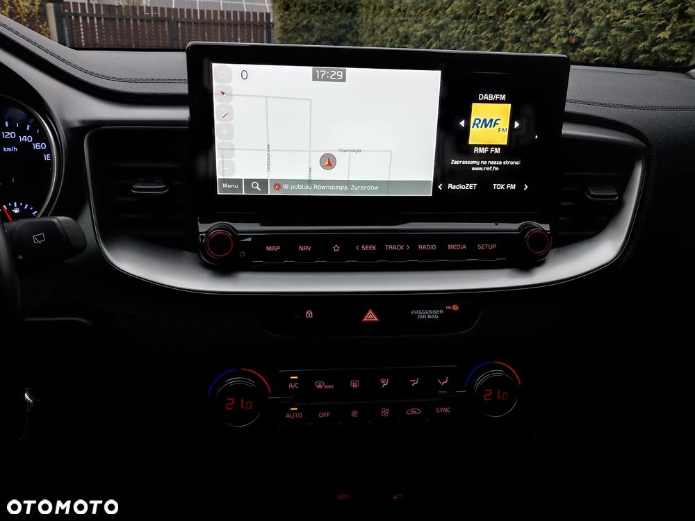 Kia Ceed 1.5 T-GDI M - 17