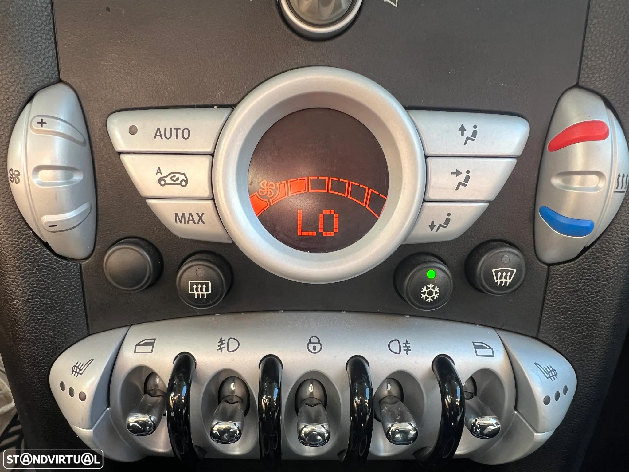 MINI 3 Portas One 1.4 - 11