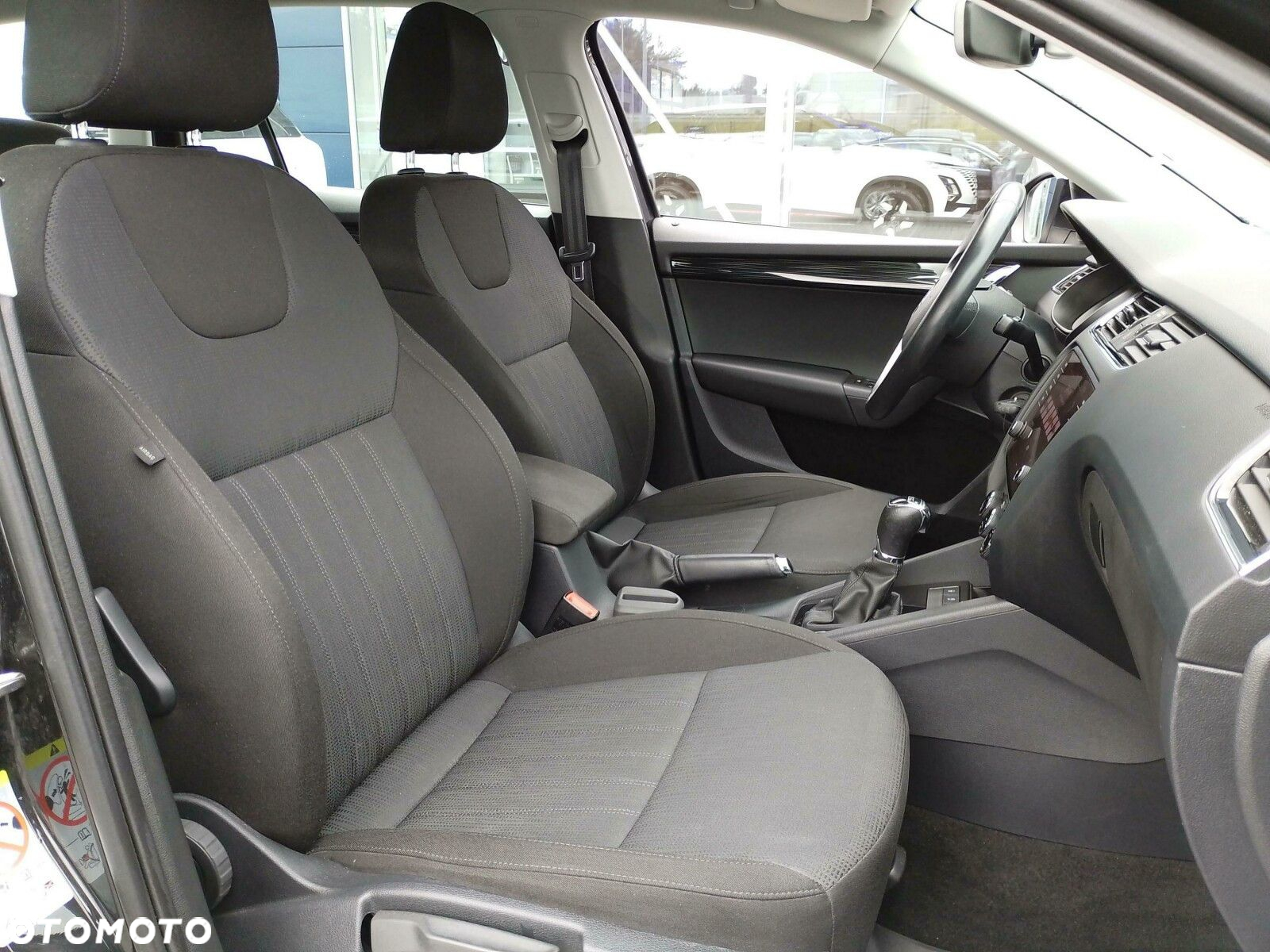 Skoda Octavia 1.5 TSI ACT Style DSG - 29