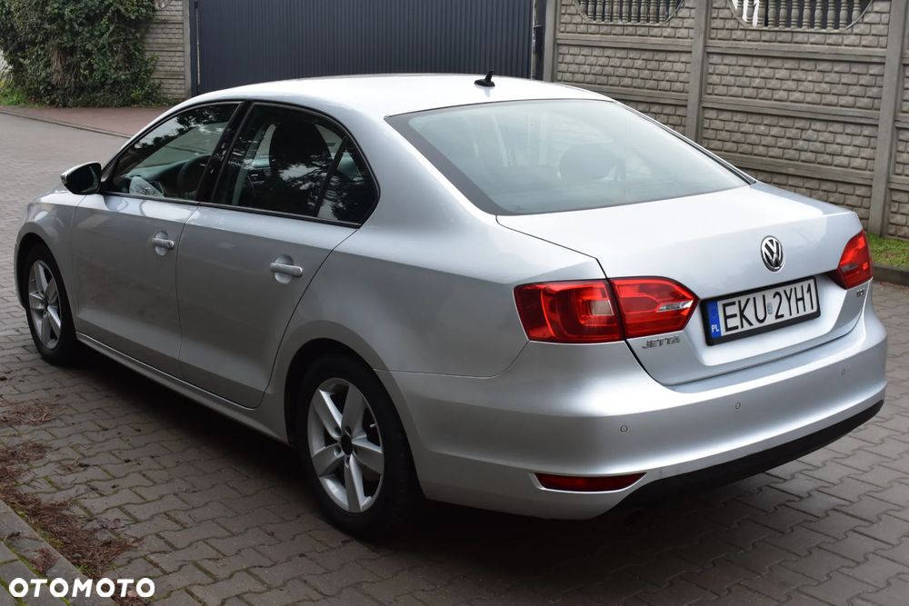 Volkswagen Jetta 1.6 TDI Comfortline CityLine - 17