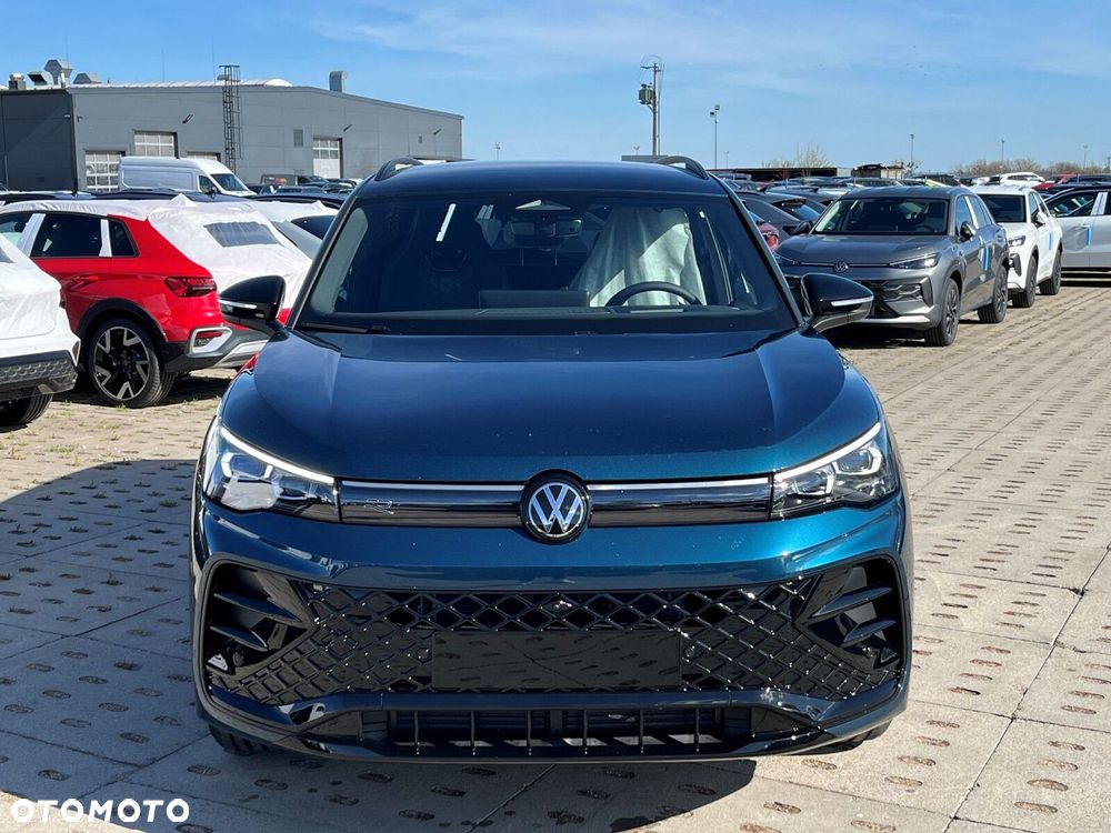 Volkswagen Tiguan 1.5 eTSI R-Line Plus DSG - 2