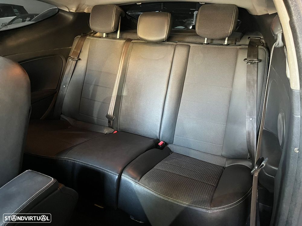 Renault Mégane Coupe Energy dCi 130 FAP Start & Stop GT Line - 12