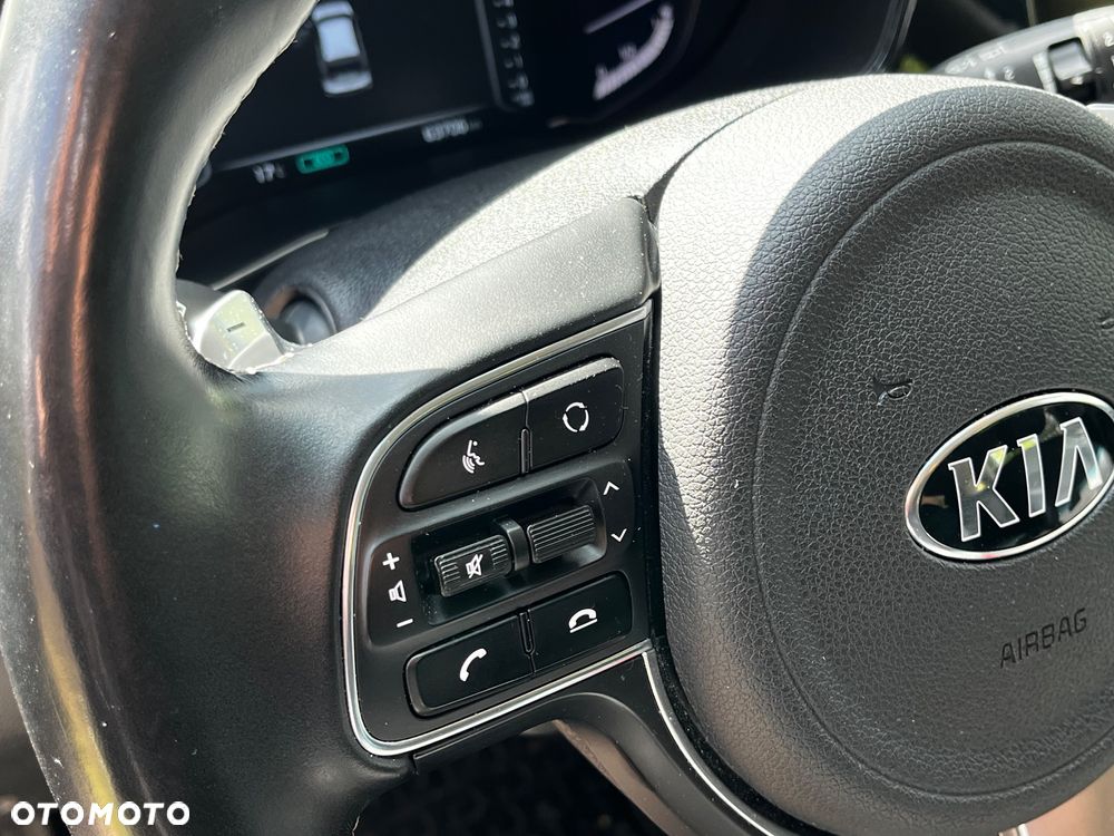 Kia Niro 1.6 GDI Hybrid L Business Line - 22