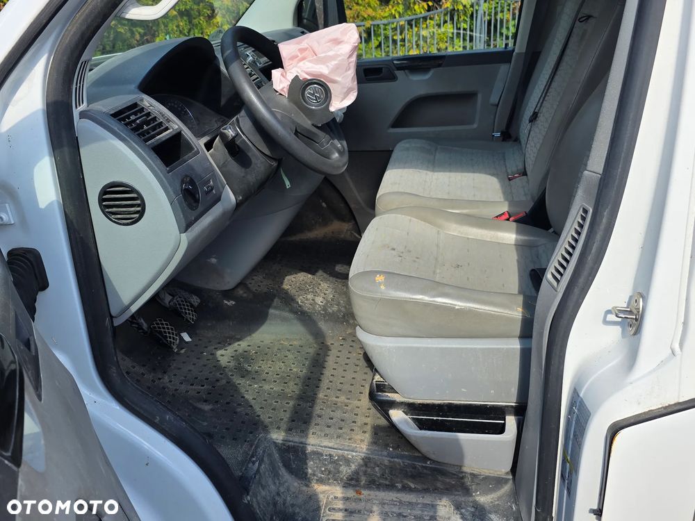 Volkswagen Transporter - 16