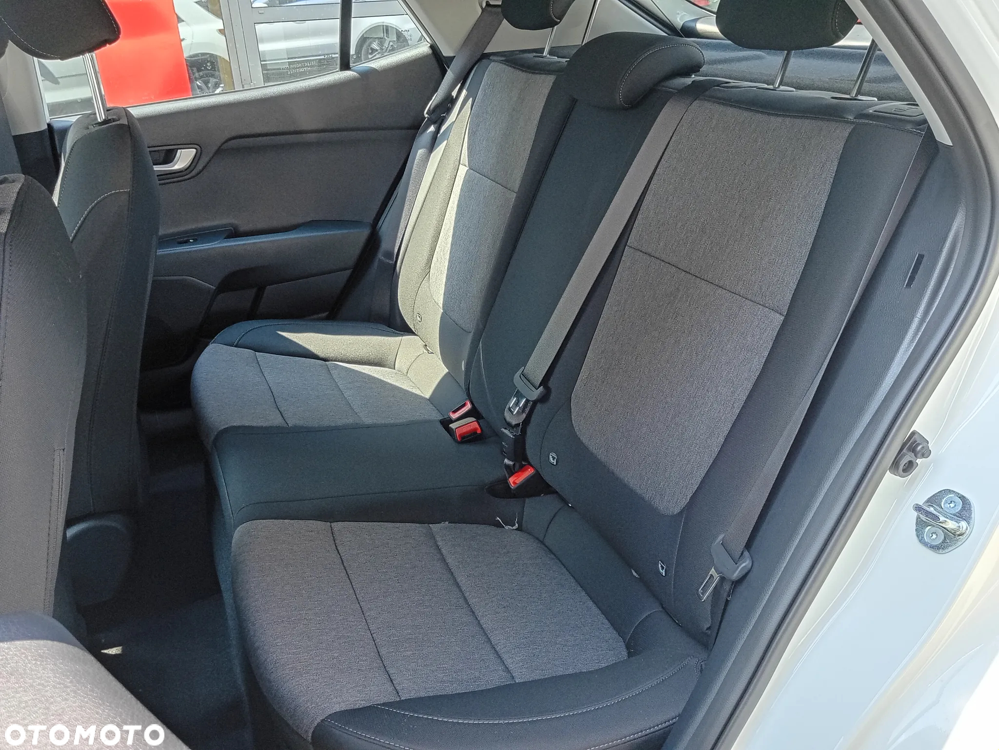 Kia Stonic 1.0 T-GDI M DCT - 26