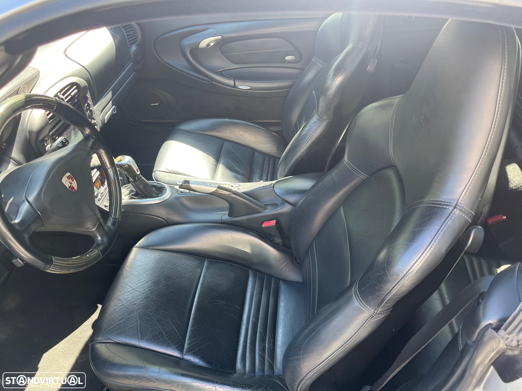 Porsche 911 (996) Carrera 4 - 13