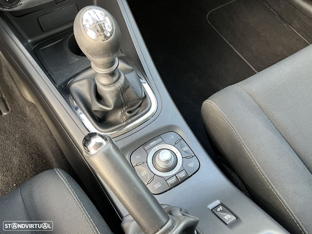 Renault Mégane Sport Tourer - 6