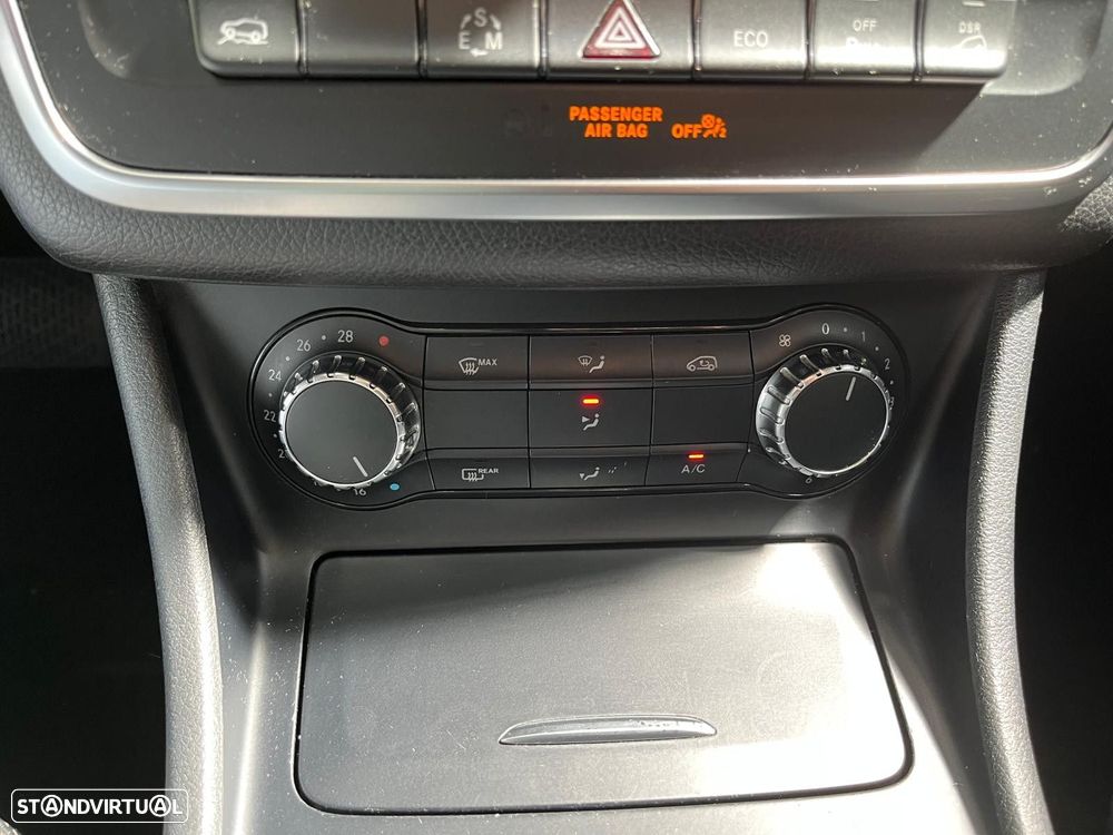 Mercedes-Benz GLA 220 CDi Urban 4-Matic - 16