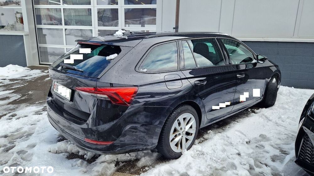 Skoda Octavia 2.0 TSI 4x4 DSG Ambition - 3