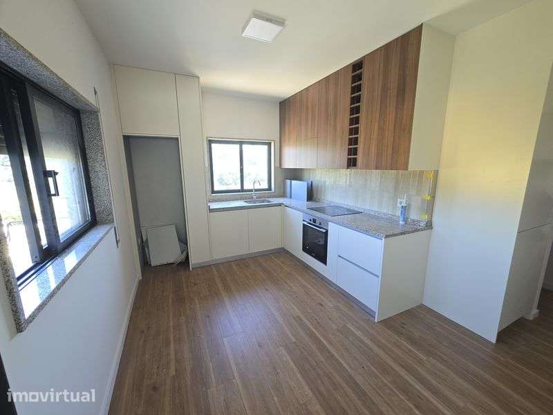 Arrenda-se Apartamento T3 - Grande imagem: 2/8