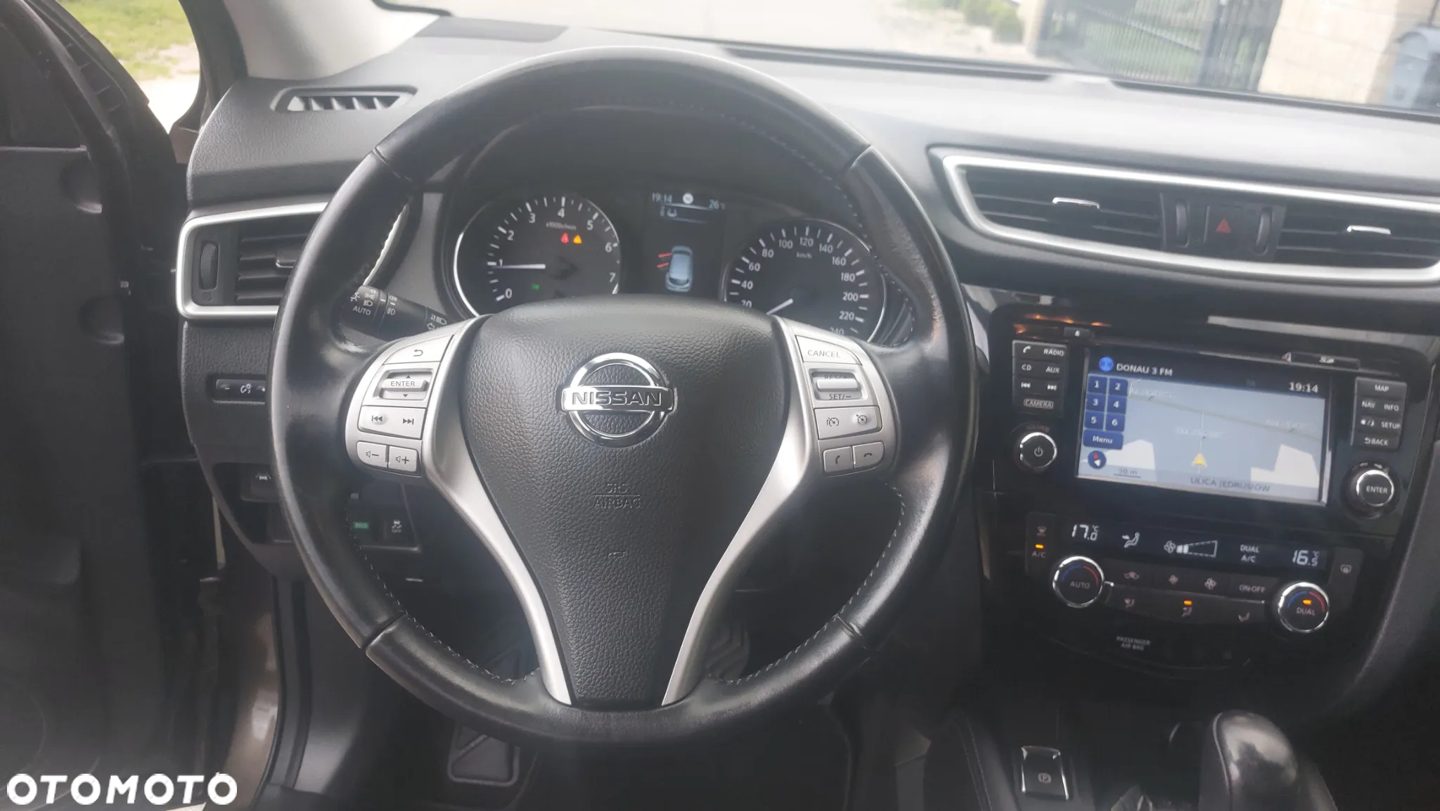Nissan Qashqai 1.2 DIG-T Xtronic TEKNA - 12