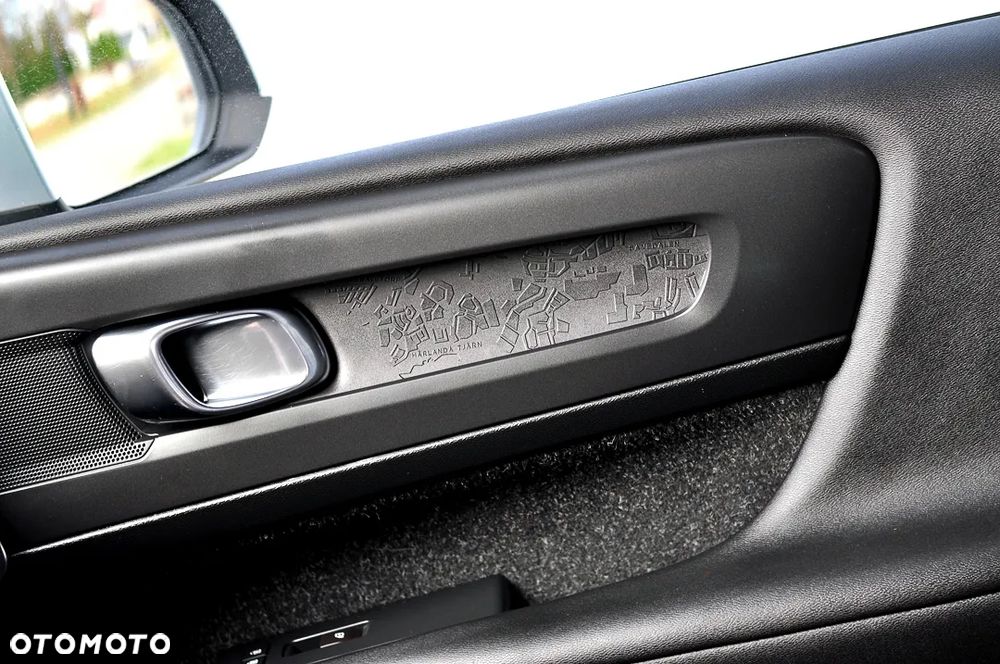 Volvo XC 40 D3 Momentum - 23