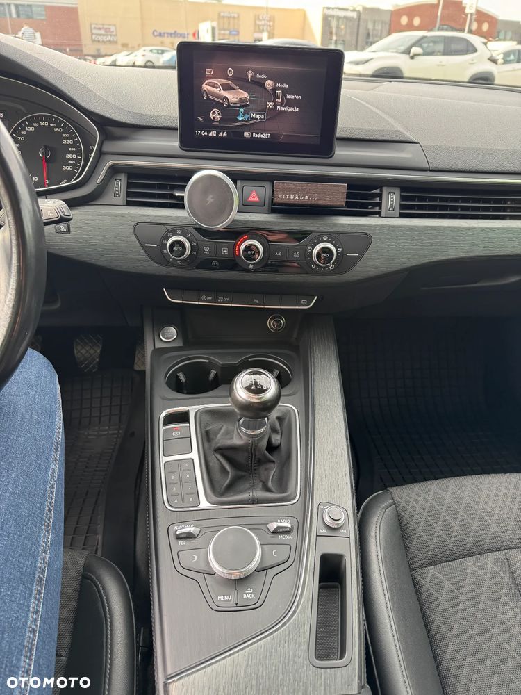 Audi A4 Avant 2.0 TDI DPF Ambiente - 10