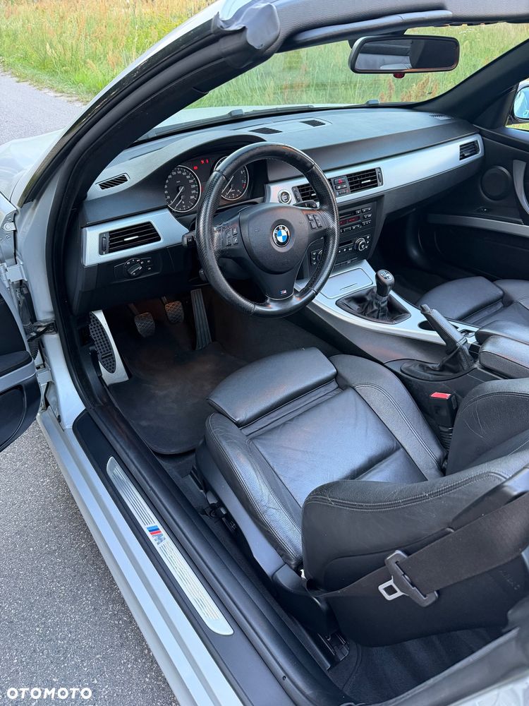 BMW Seria 3 320i M Sport Edition - 12