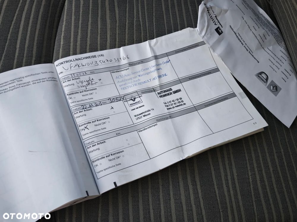 Renault Kangoo 1.6 16V 105 Happy Family - 25