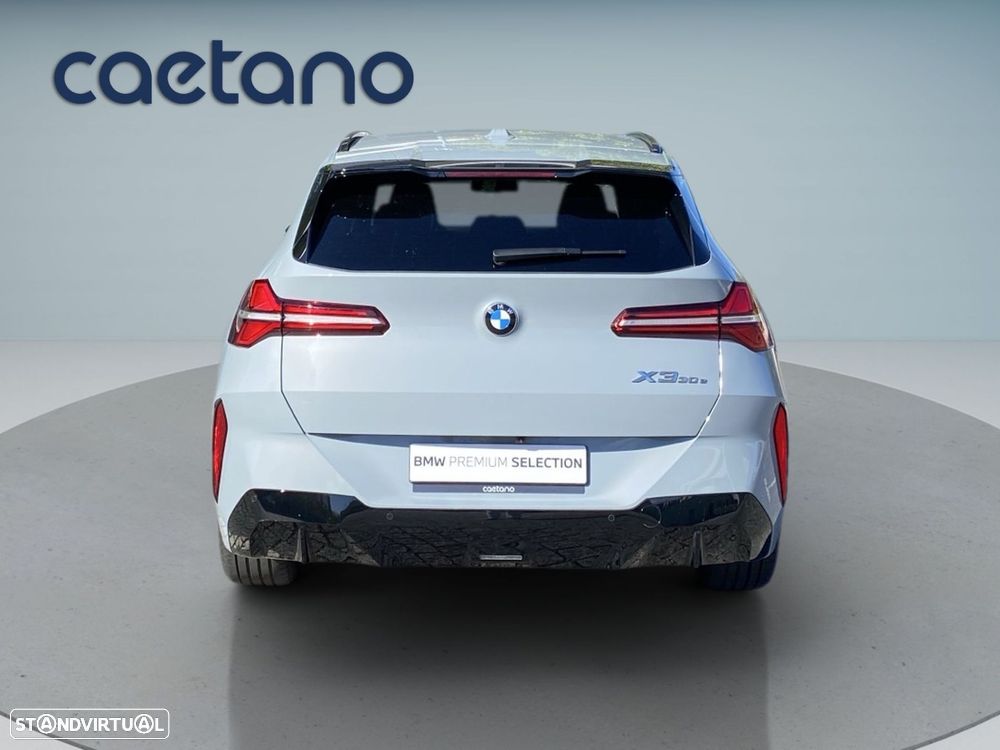 BMW X3 30 e xDrive Pack M Desportivo - 25