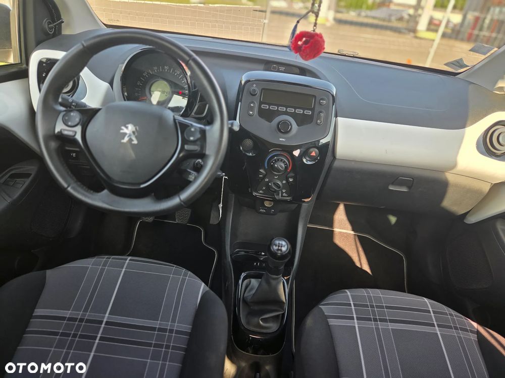 Peugeot 108 PureTech 82 Style - 19