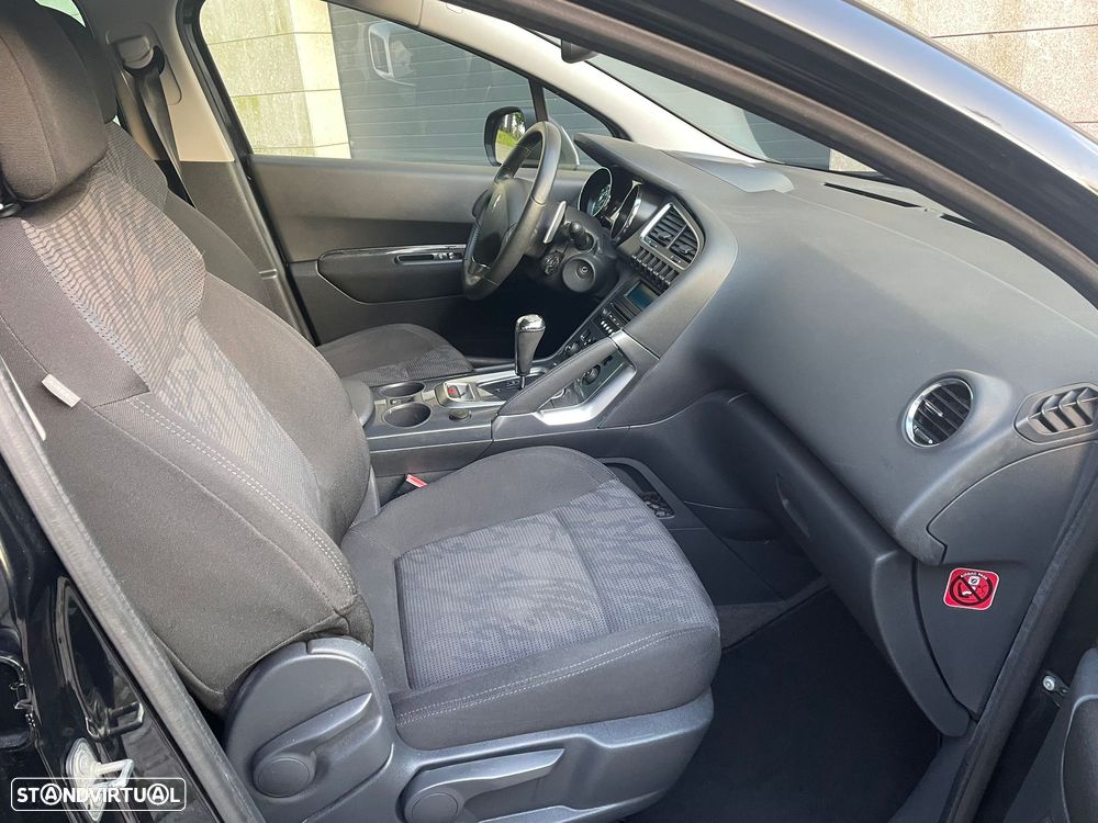 Peugeot 3008 1.6 e-HDi Allure J18 2-Tronic - 12