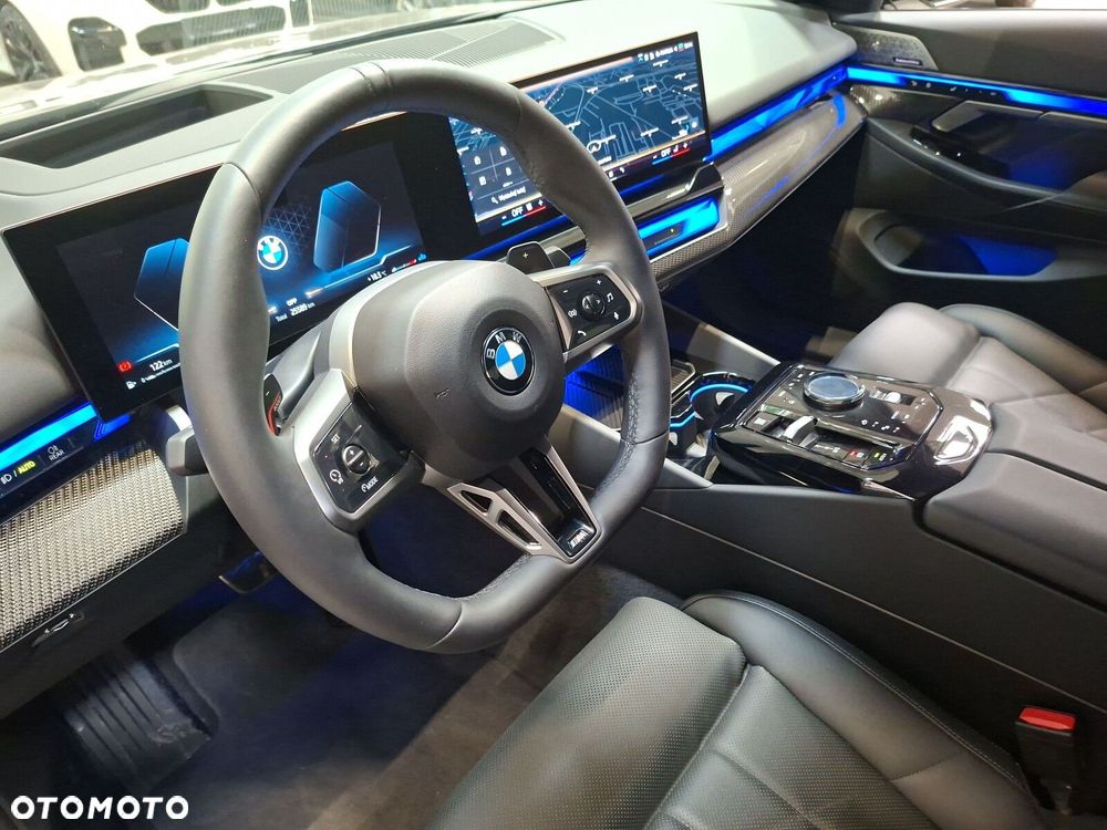 BMW Seria 5 - 11