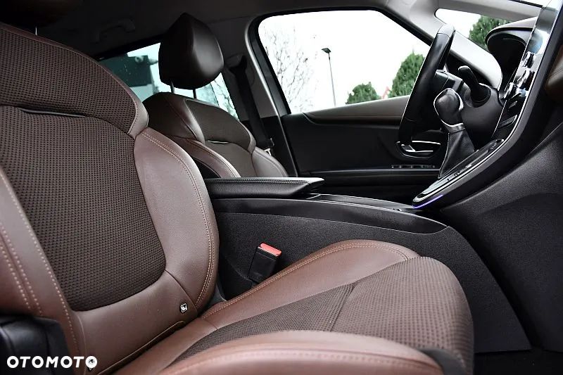 Renault Scenic ENERGY dCi 110 EDC INTENS - 23