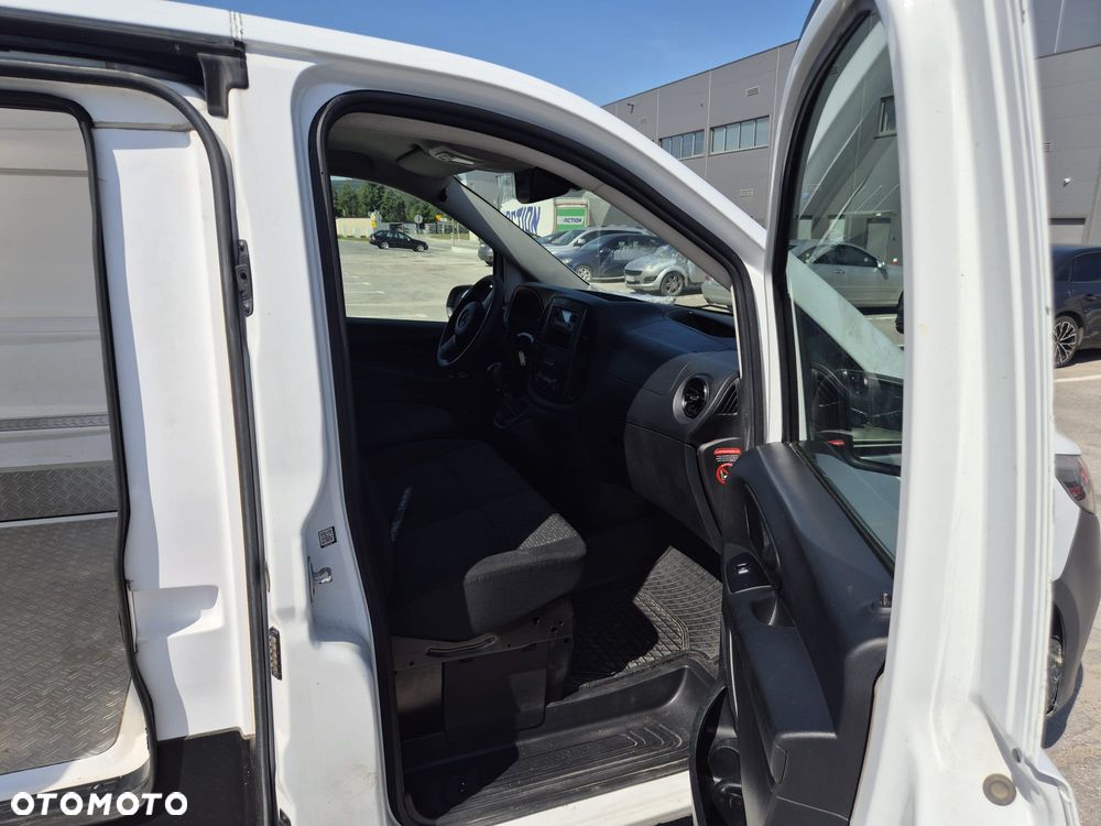 Mercedes-Benz Vito - 11