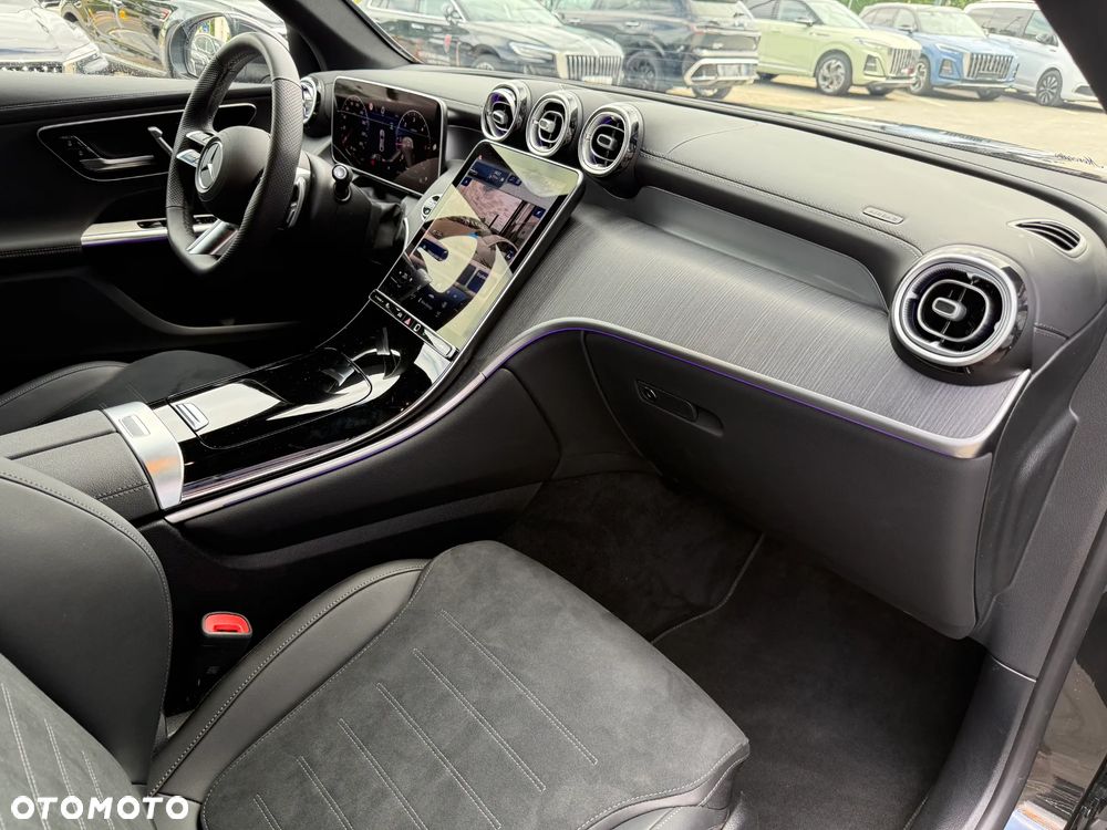 Mercedes-Benz GLC 300 d 4Matic 9G-TRONIC Edition AMG Line - 17