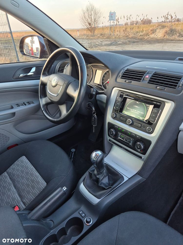 Skoda Octavia 2.0 TDI Edition 100 DPF - 9