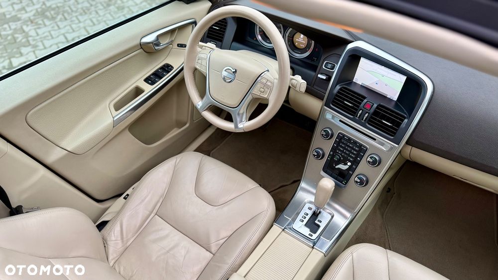 Volvo XC 60 D3 Momentum - 26