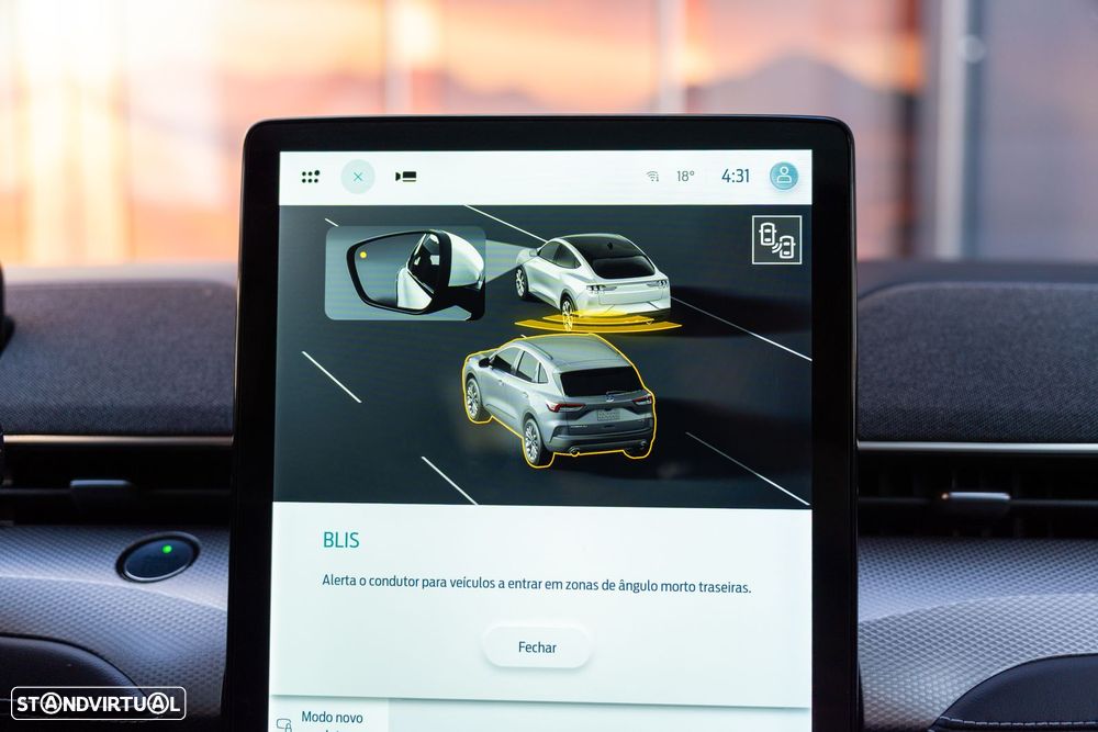 Ford Mustang Mach-E AWD PREMIUM - 22