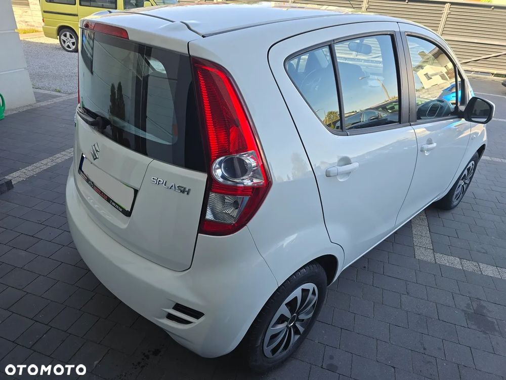 Suzuki Splash - 4
