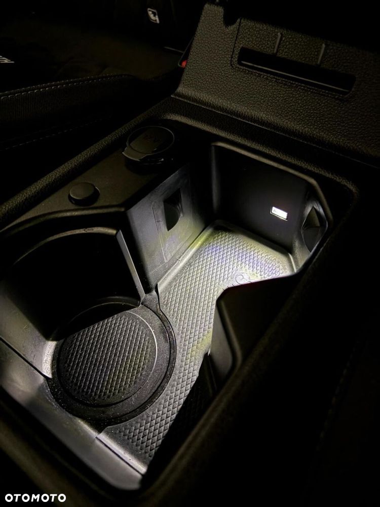 Volkswagen Golf - 15