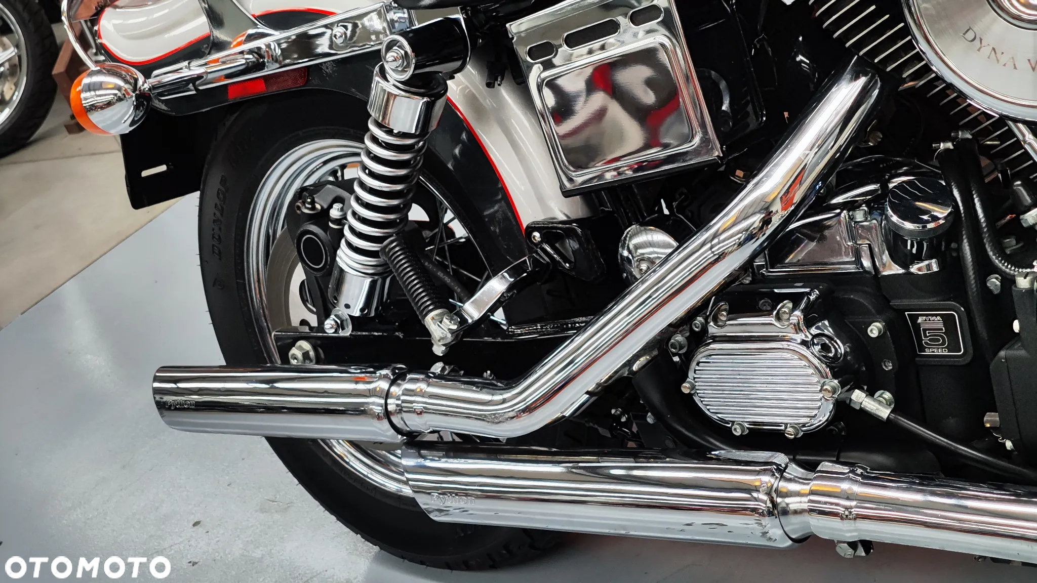 Harley-Davidson Dyna Wide Glide - 17
