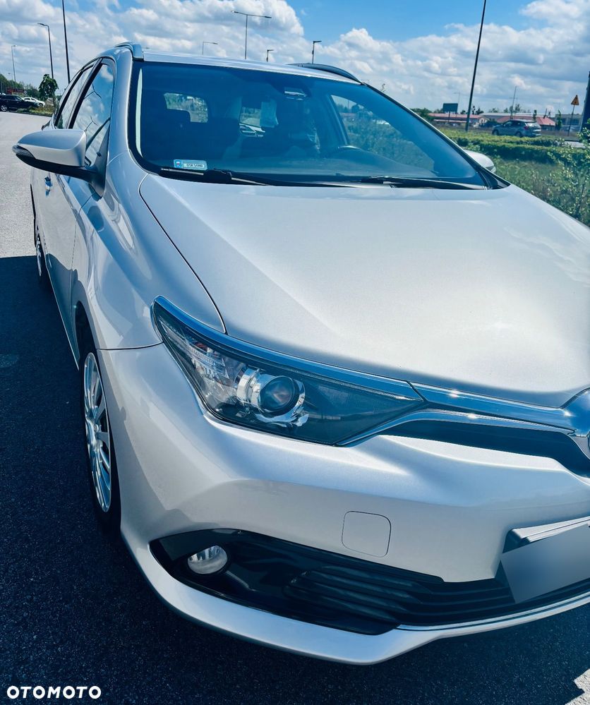 Toyota Auris 1.33 VVT-i Premium - 6