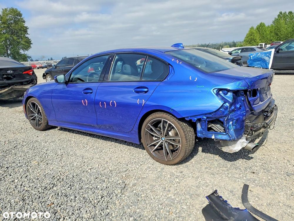 BMW Seria 3 330i xDrive M Sport - 5